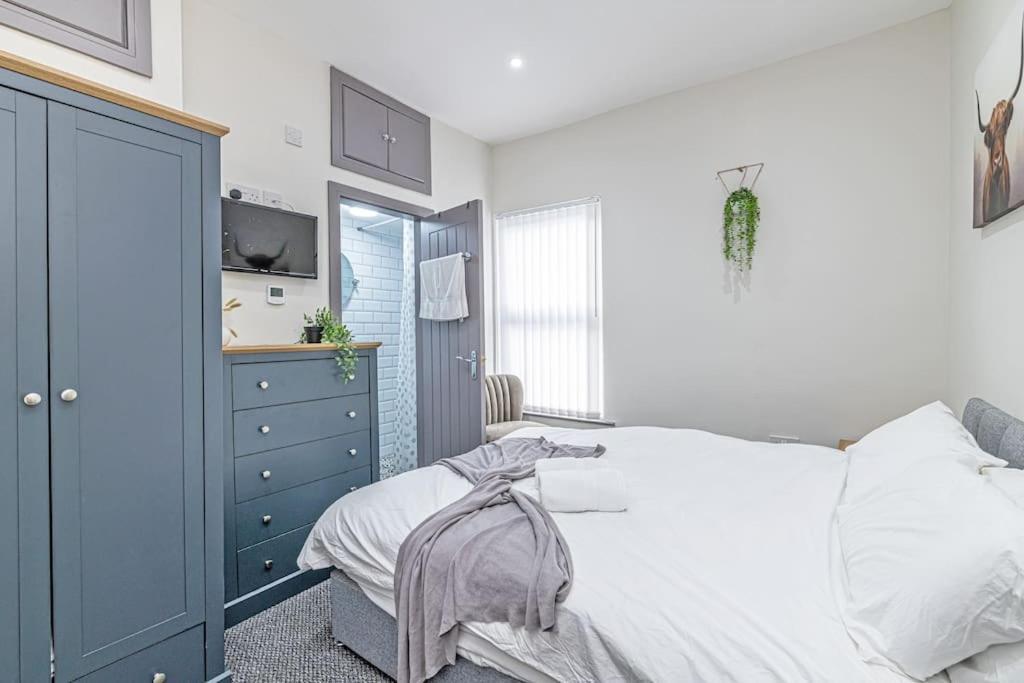 3 Bedroom Holiday House Liverpool Extérieur photo