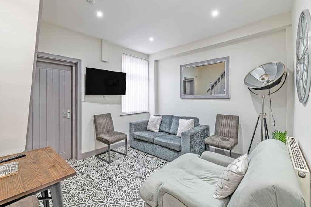 3 Bedroom Holiday House Liverpool Extérieur photo